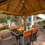 House In With Sea View, Terrace, Air Conditioning, Wifi 890-1 * Supetarska Draga