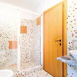Vakantiehuis House In With Sea View, Terrace, Air Conditioning, Wifi 890-1