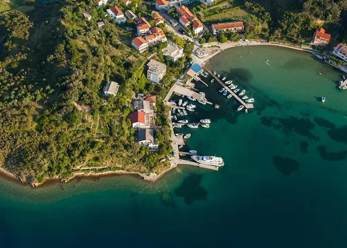 House In With Sea View, Terrace, Air Conditioning, Wifi 890-1 Supetarska Draga
